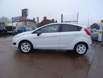 Used Ford Fiesta 2017 for sale - 77195615: Photo