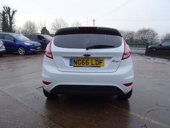 Used Ford Fiesta 2017 for sale - 77195615: Photo