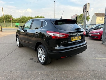Used Nissan Qashqai 2014 for sale - 78886452: Photo