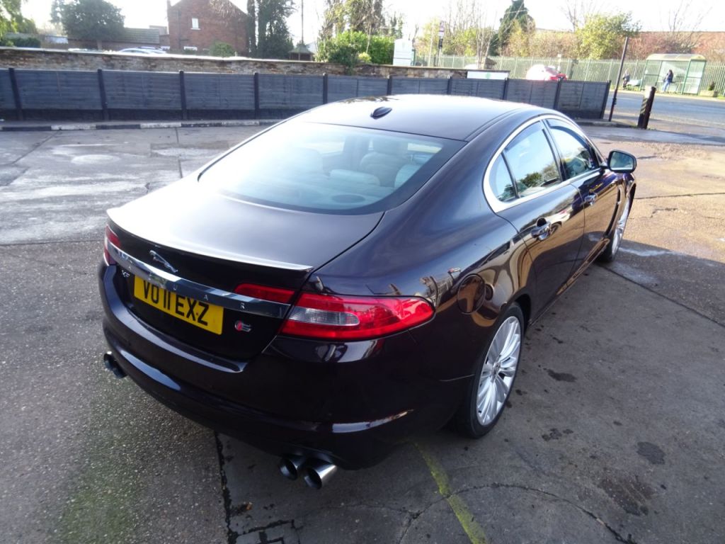Used Jaguar XF 2011 for sale - 76697993: Photo 5