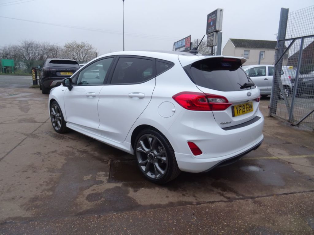 Used Ford Fiesta 2019 for sale - 77195610: Photo 3