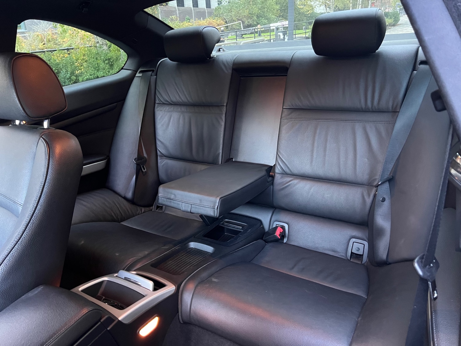 Used BMW 3 Series 2010 for sale - 76325861: Photo 11