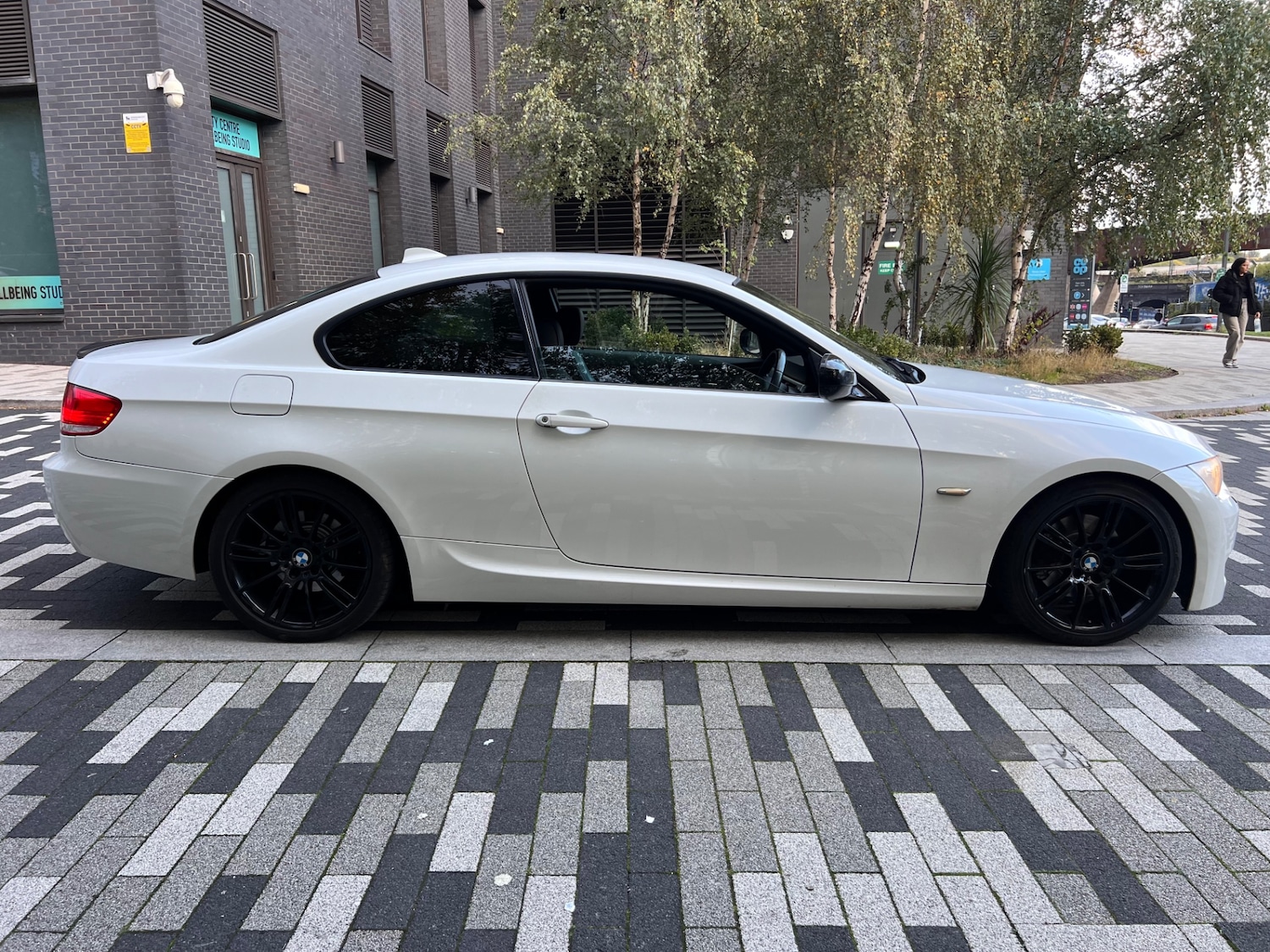 Used BMW 3 Series 2010 for sale - 76325861: Photo 7