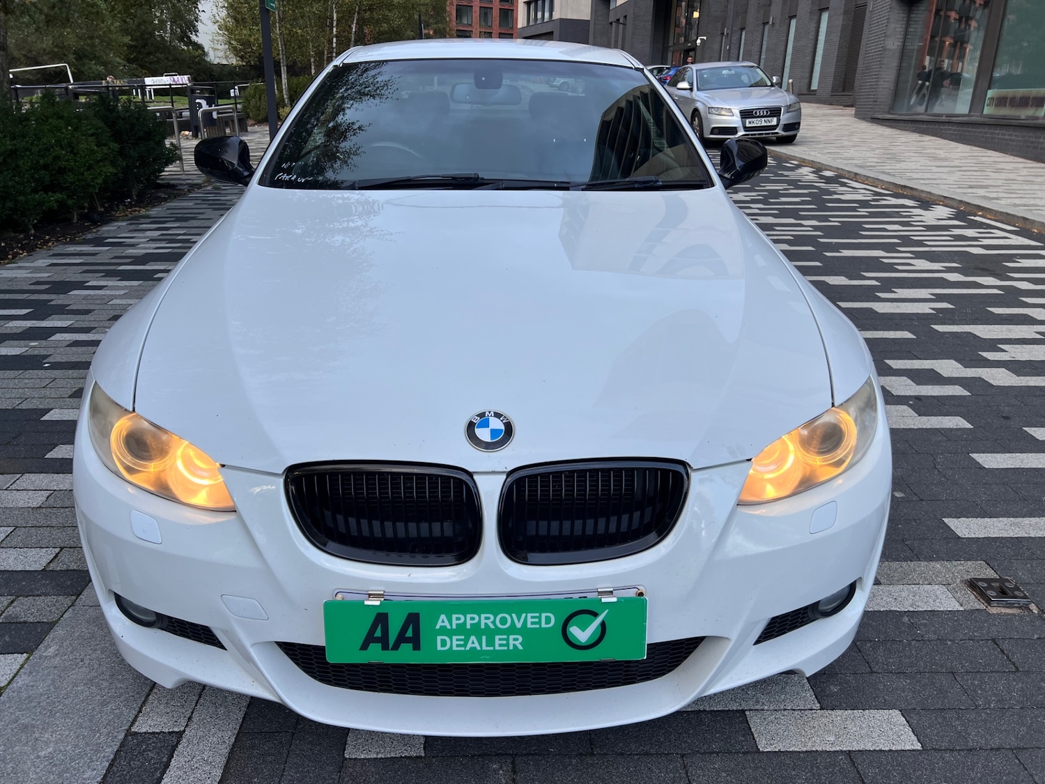 Used BMW 3 Series 2010 for sale - 76325861: Photo 9