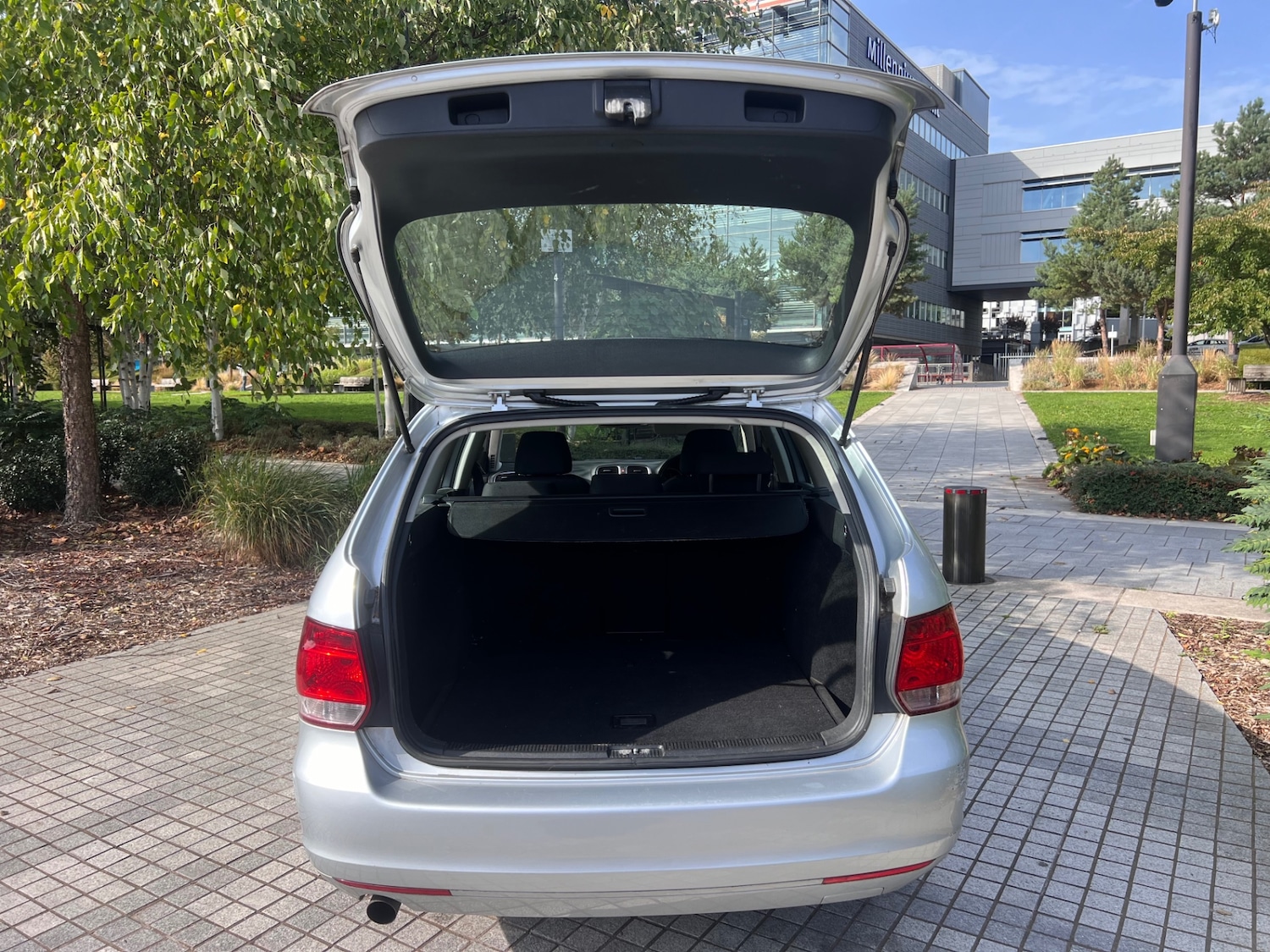 Used Volkswagen Golf 2012 for sale - 76380399: Photo 3