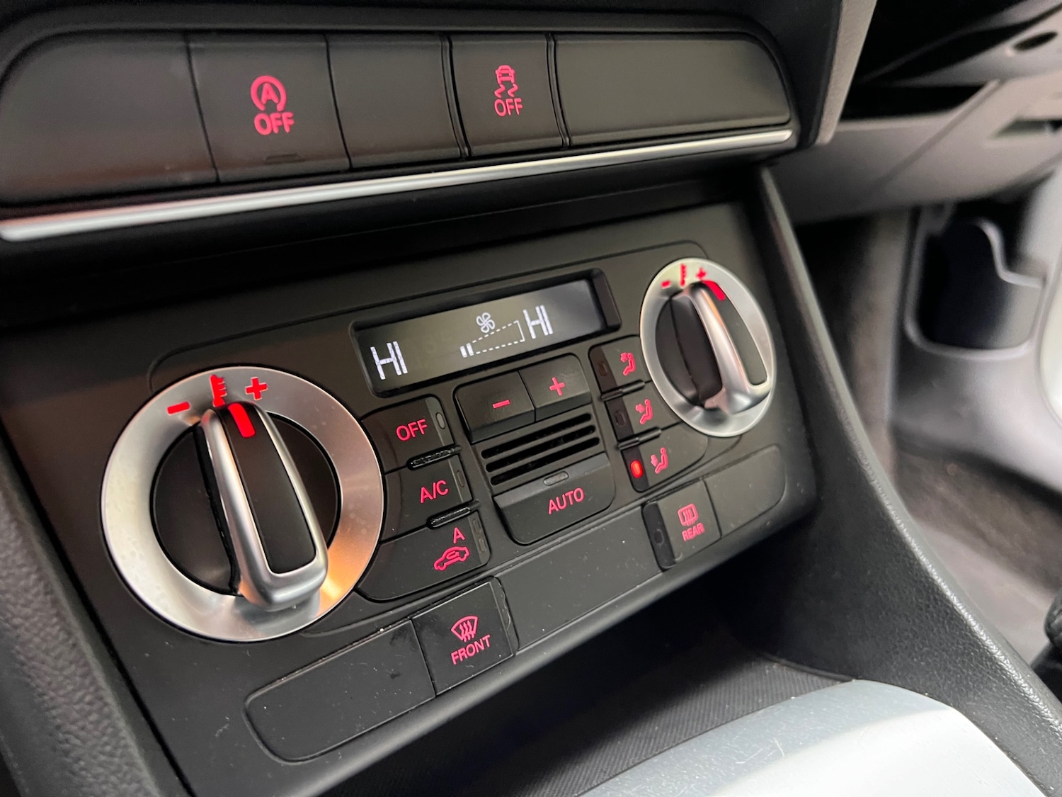 Used Audi Q3 2013 for sale - 76334931: Photo 17