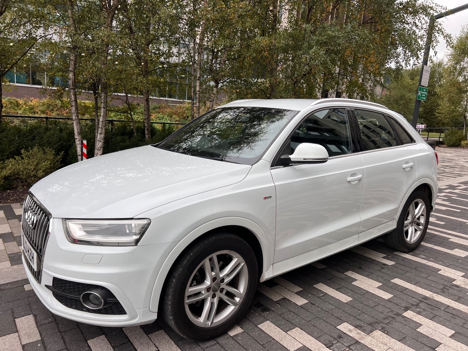 Used Audi Q3 2013 for sale - 76334931: Photo 2