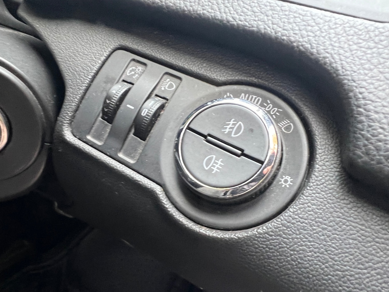 Used Vauxhall Insignia 2016 for sale - 76369521: Photo 17