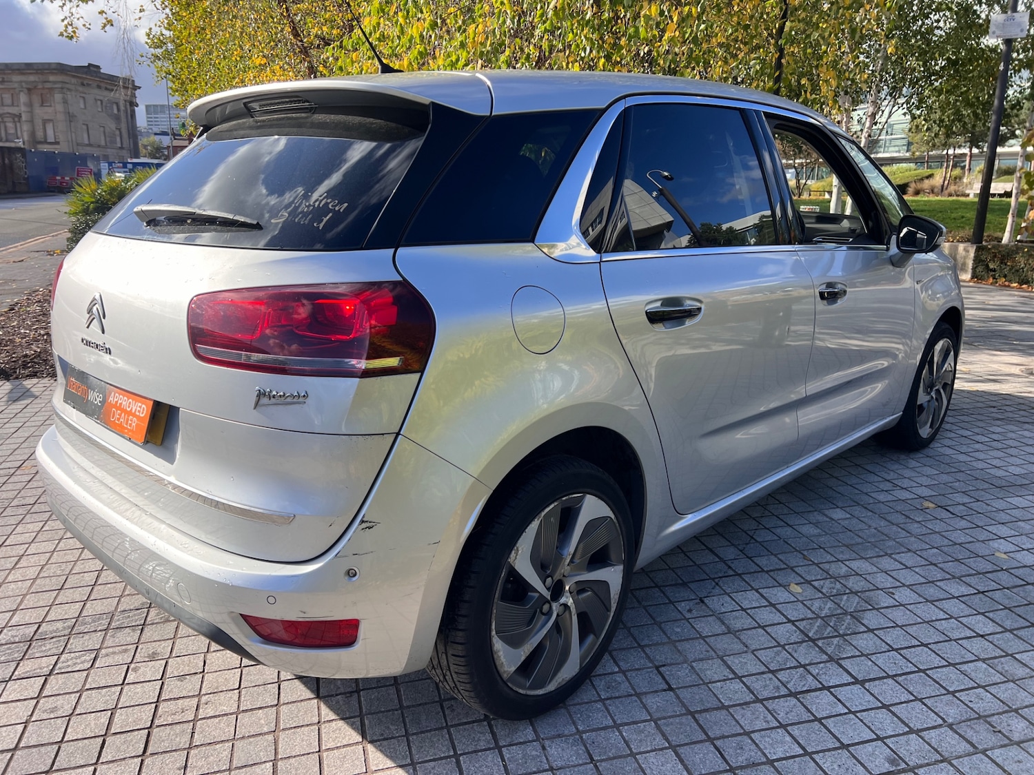 Used Citroen C4 Picasso 2013 for sale - 76370028: Photo 5