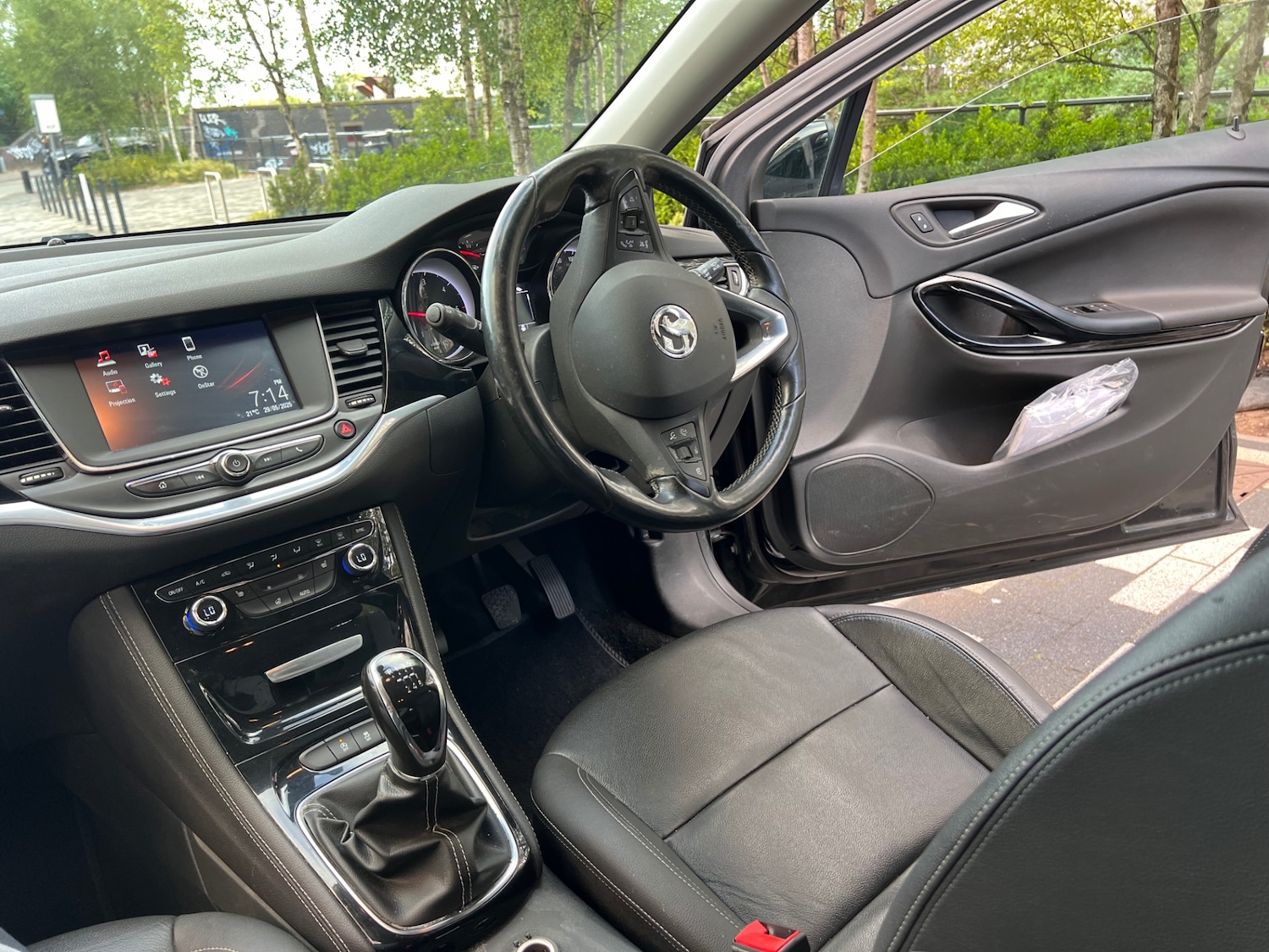 Used Vauxhall Astra 2017 for sale - 76407794: Photo 11