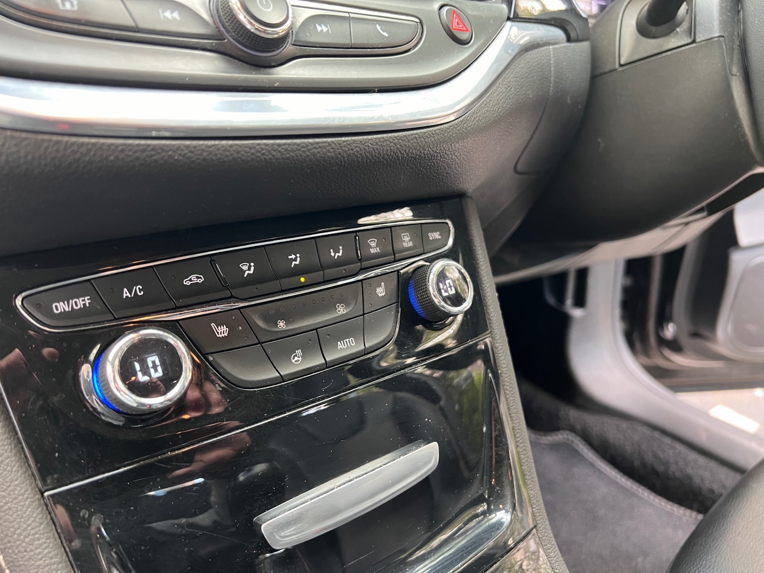 Used Vauxhall Astra 2017 for sale - 76407794: Photo 13