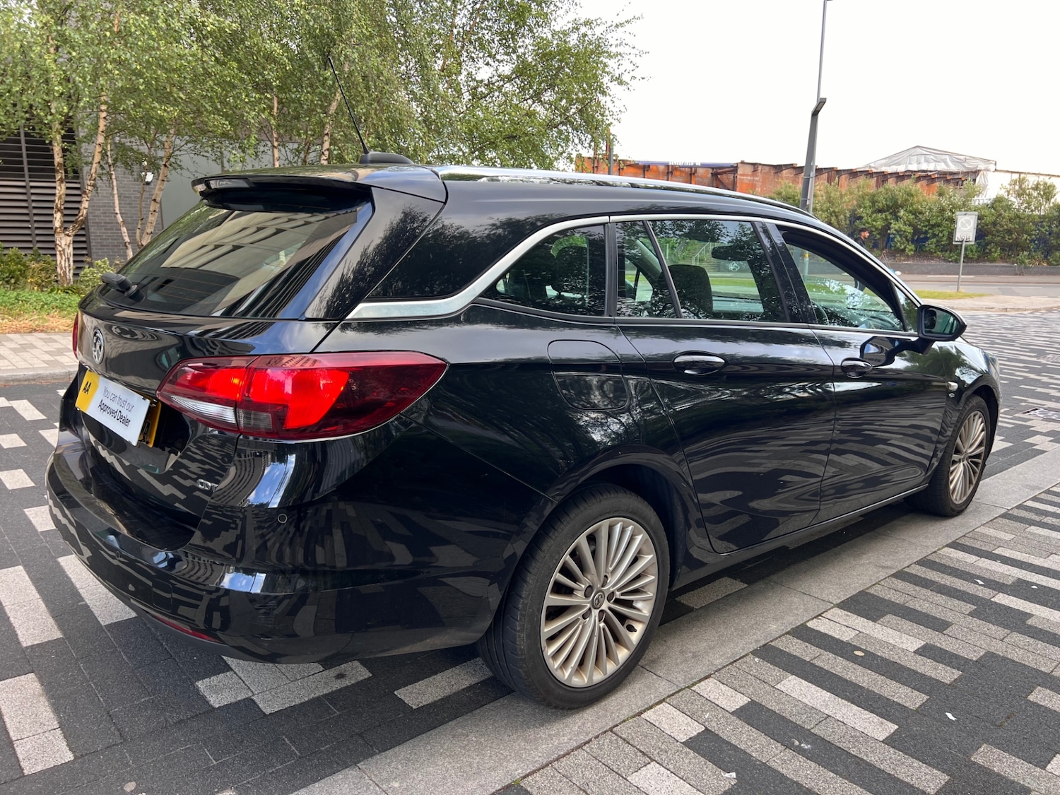 Used Vauxhall Astra 2017 for sale - 76407794: Photo 5