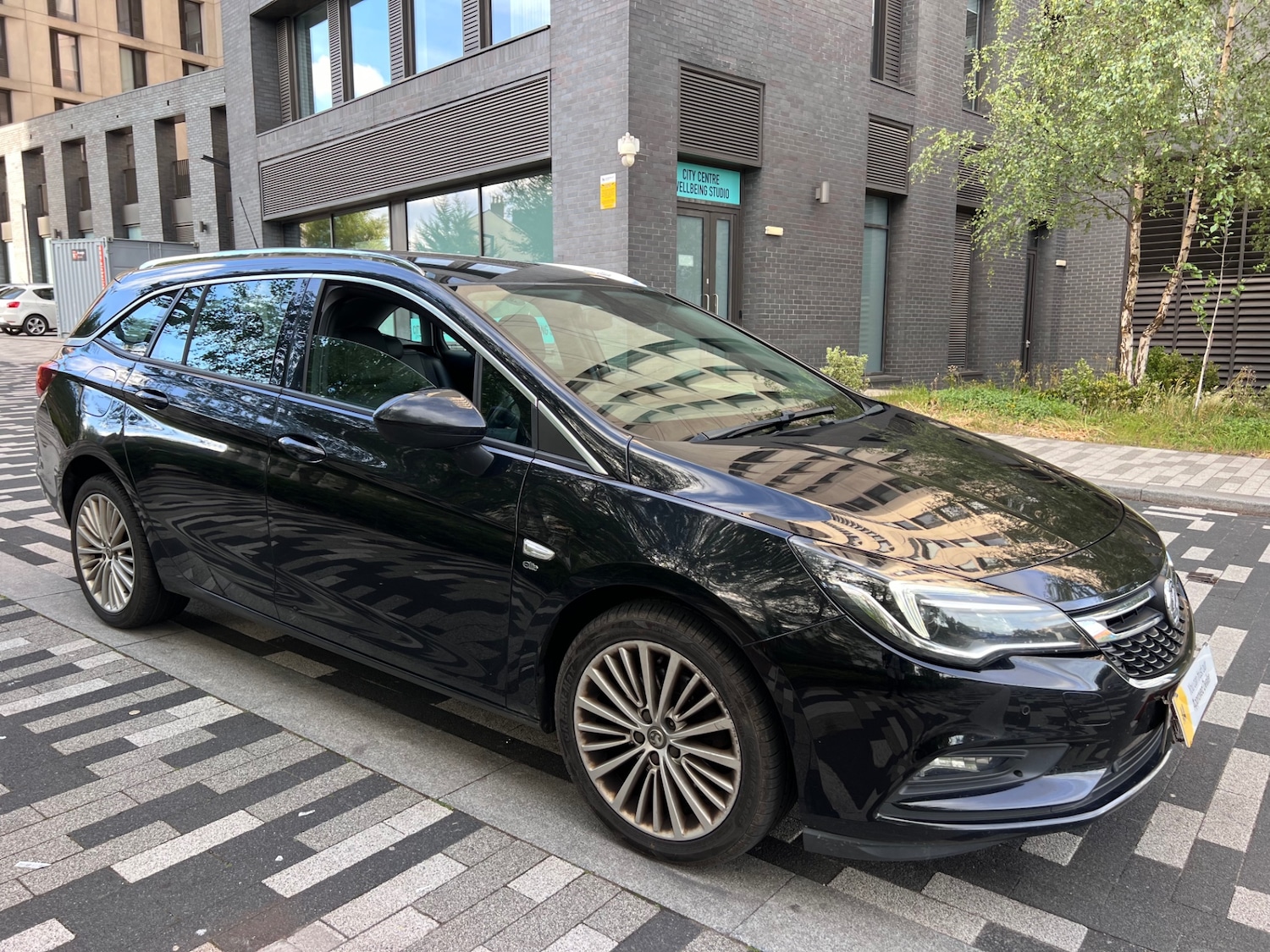 Used Vauxhall Astra 2017 for sale - 76407794: Photo 7