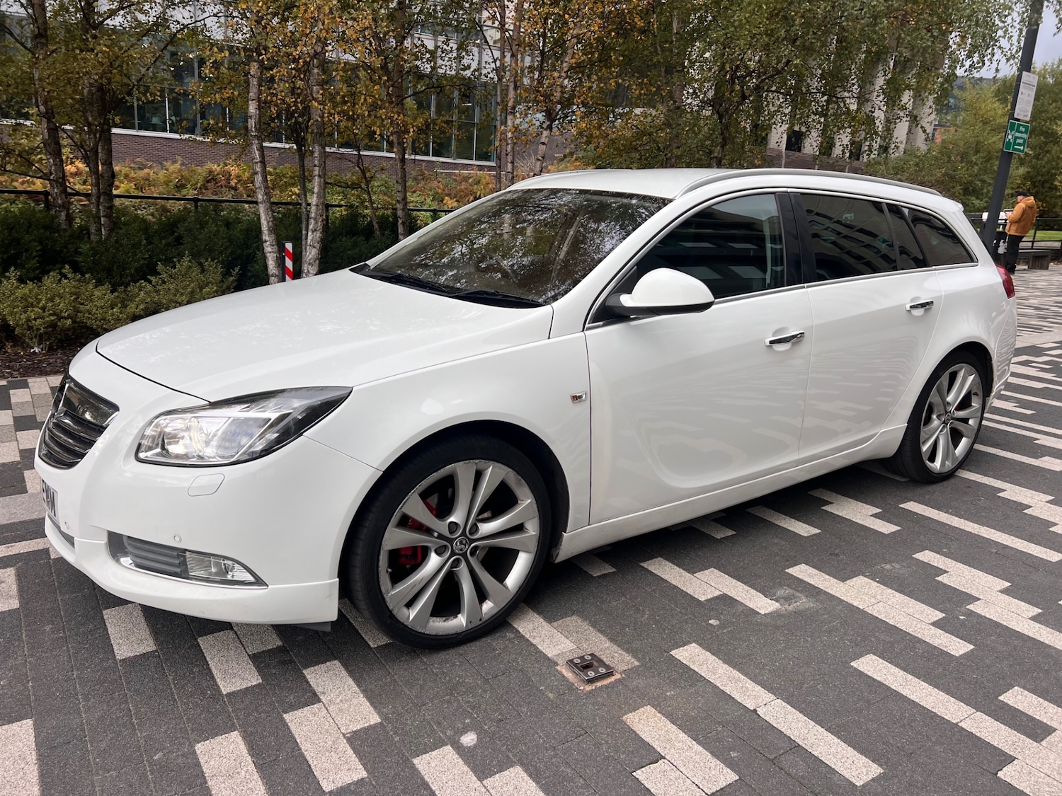 Used Vauxhall Insignia 2013 for sale - 76369510: Photo 2