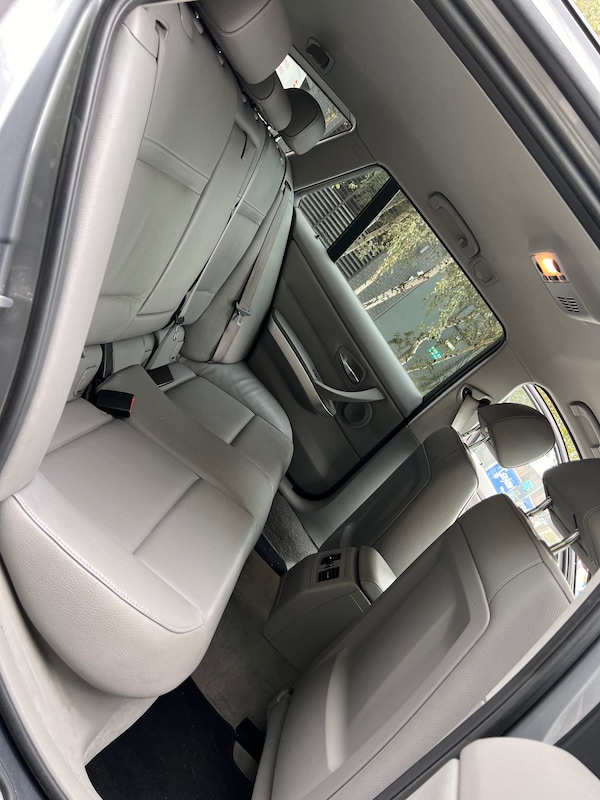 Used BMW 3 Series 2010 for sale - 76212217: Photo 10