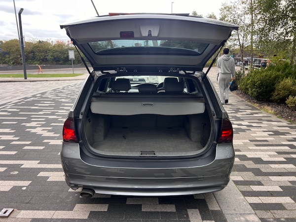 Used BMW 3 Series 2010 for sale - 76212217: Photo 4