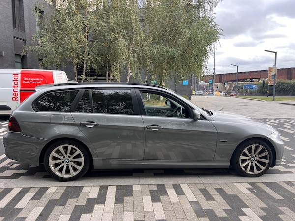 Used BMW 3 Series 2010 for sale - 76212217: Photo 7