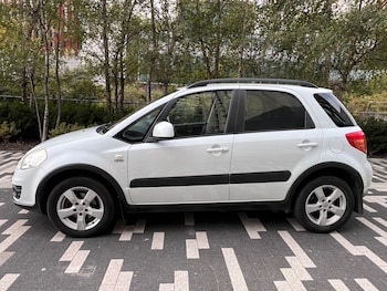 2013 (13) - 2.0 DDiS SZ5 4X4 5dr