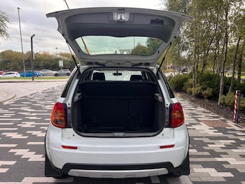 Used Suzuki SX4 2013 for sale - 76212225: Photo 4