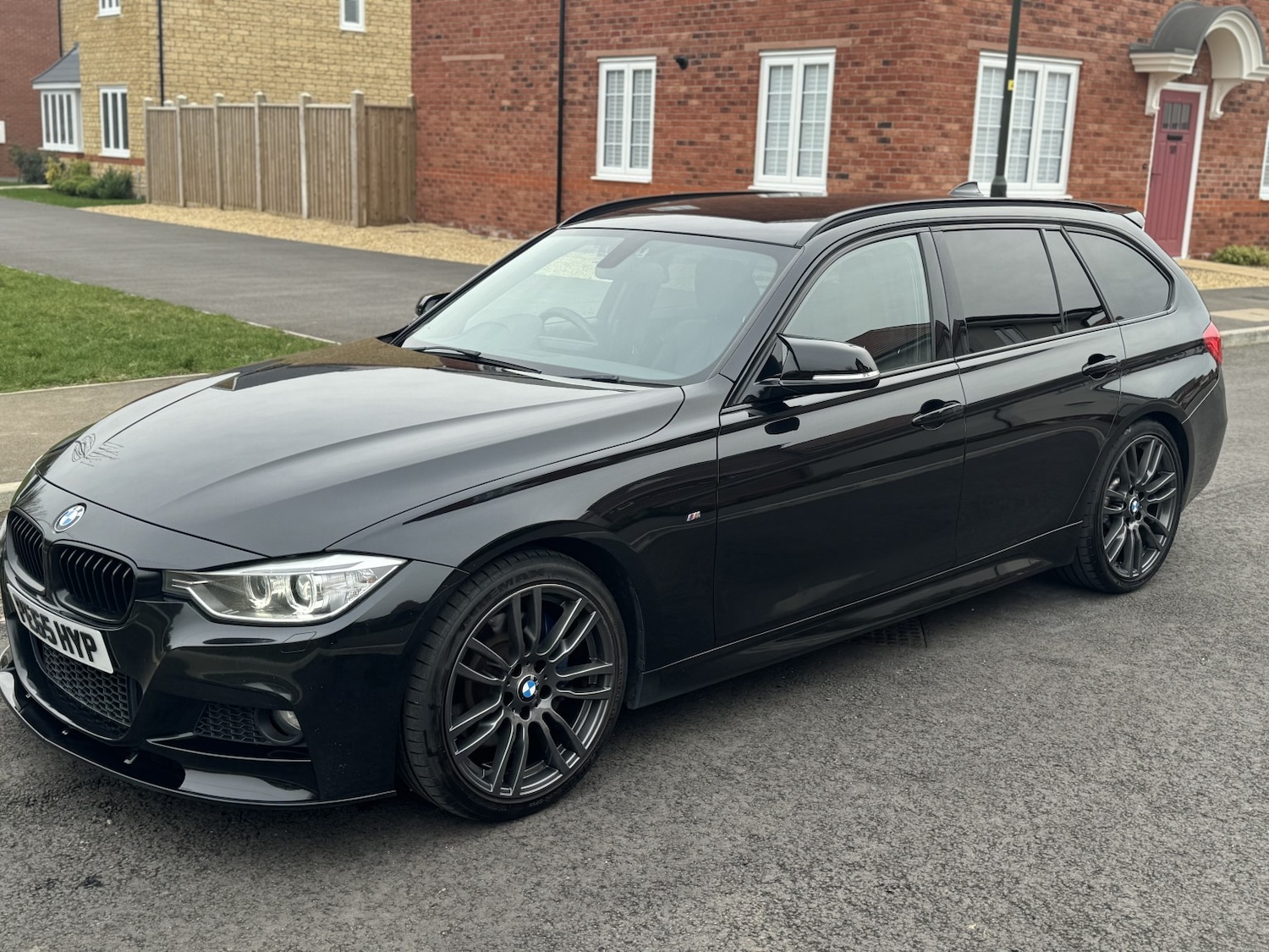 Used BMW 3 Series 2015 for sale - 77562514: Photo 2