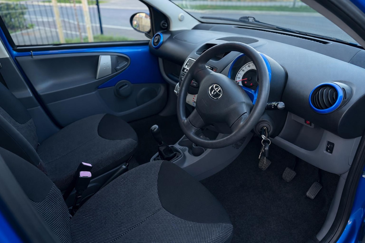 Used Toyota AYGO 2010 for sale - 77735794: Photo 4