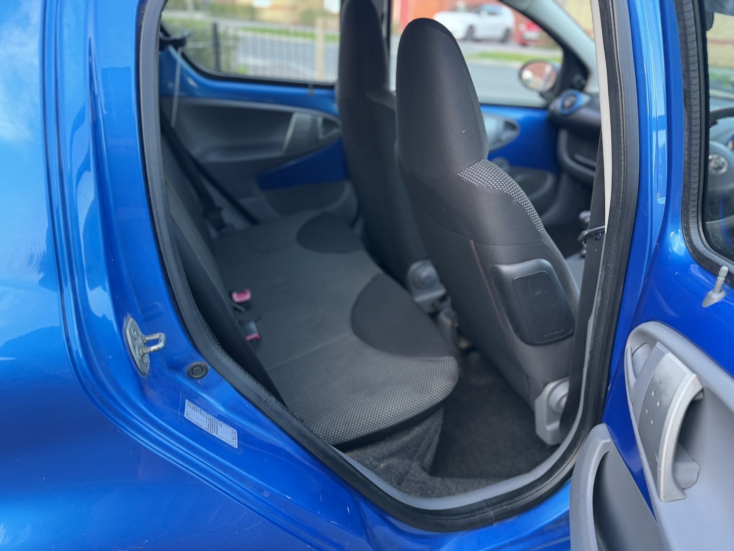 Used Toyota AYGO 2010 for sale - 77735794: Photo 5