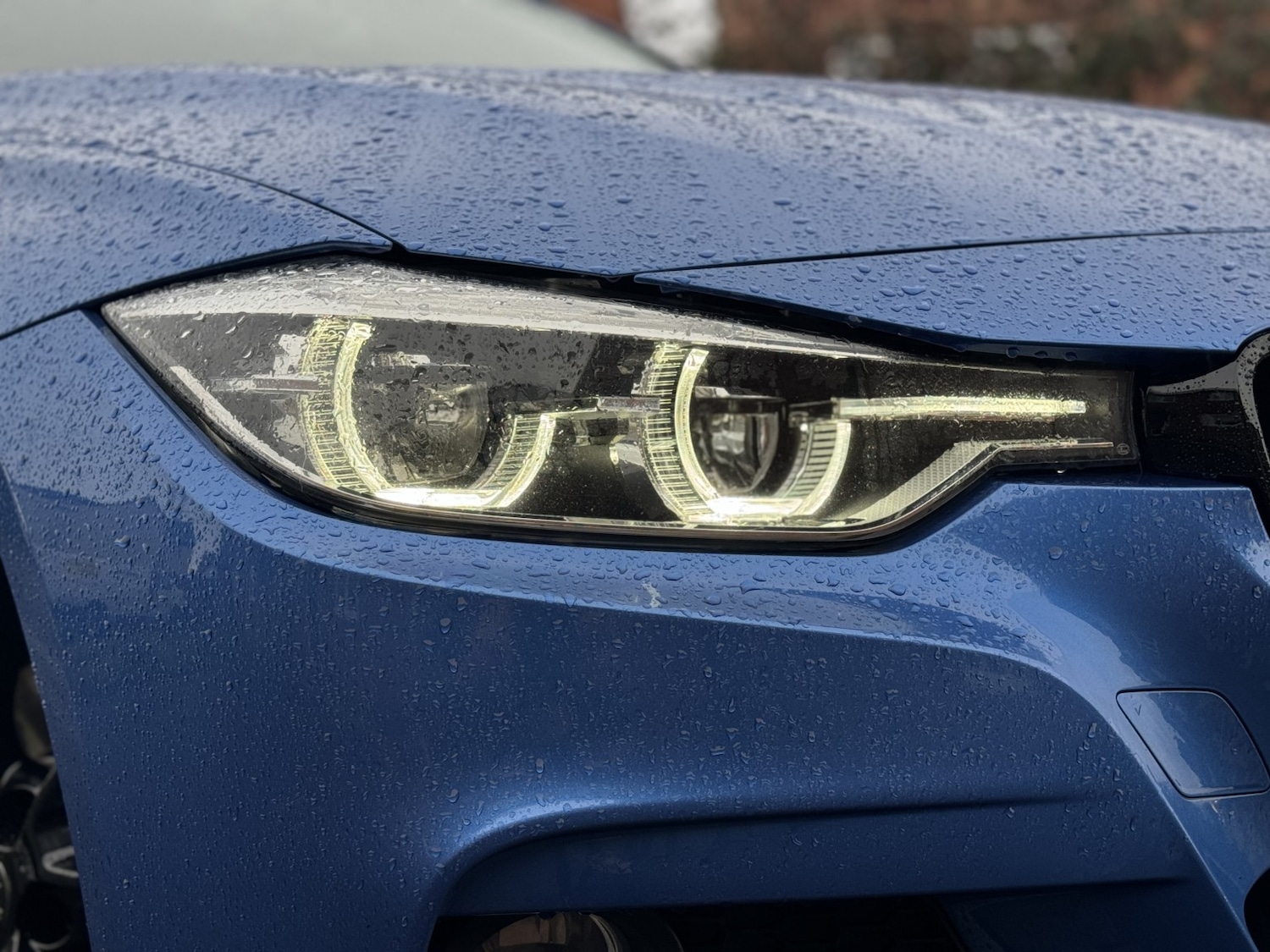 Used BMW 3 Series 2017 for sale - 77836827: Photo 2