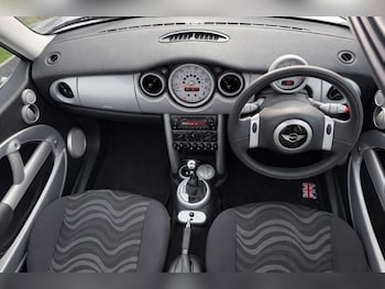 Used MINI Hatch 2002 for sale - 77822371: Photo