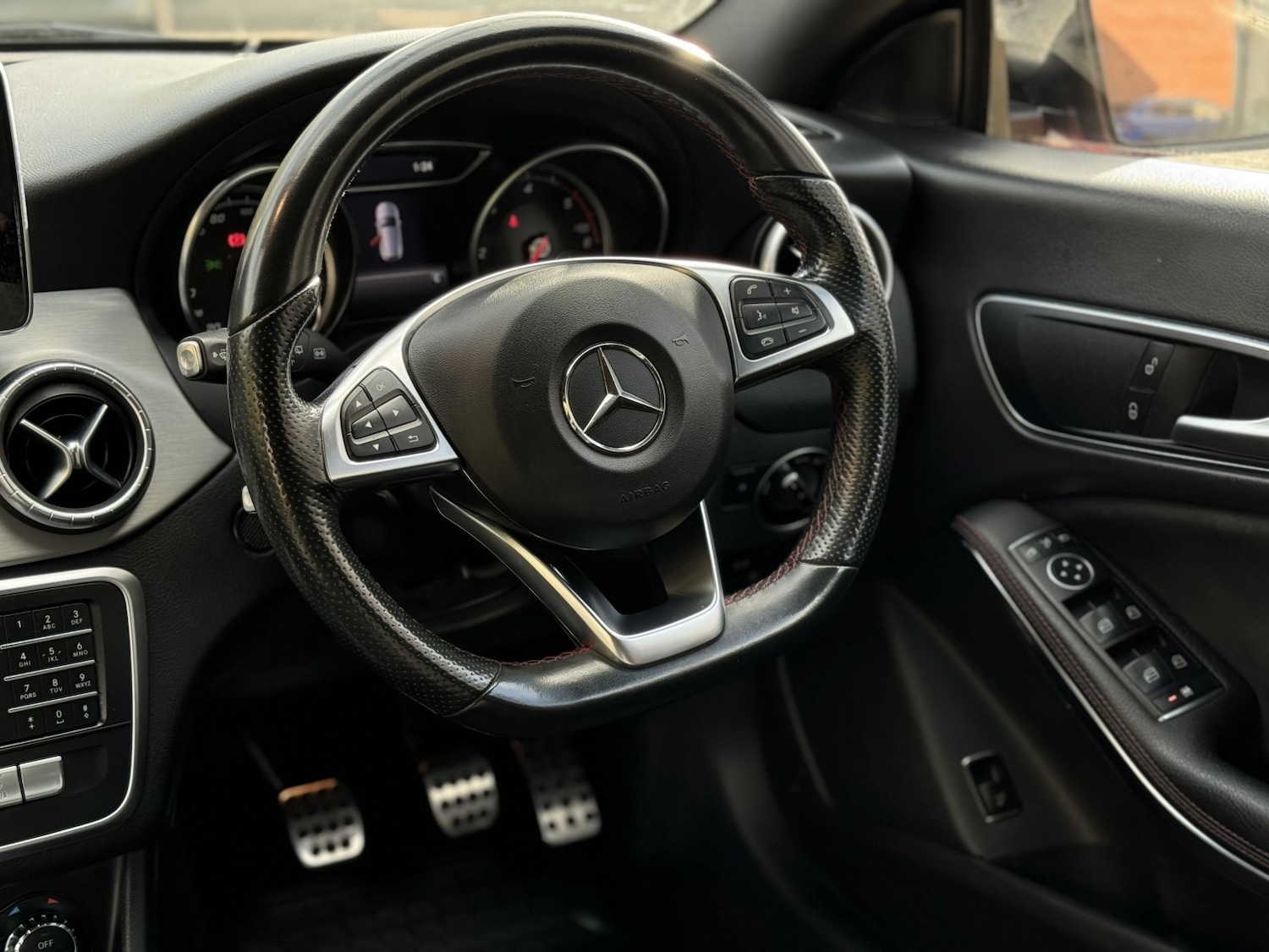 Used Mercedes-Benz CLA 2017 for sale - 76369325: Photo 21