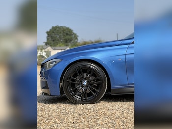Used BMW 3 Series 2016 for sale - 79335665: Photo
