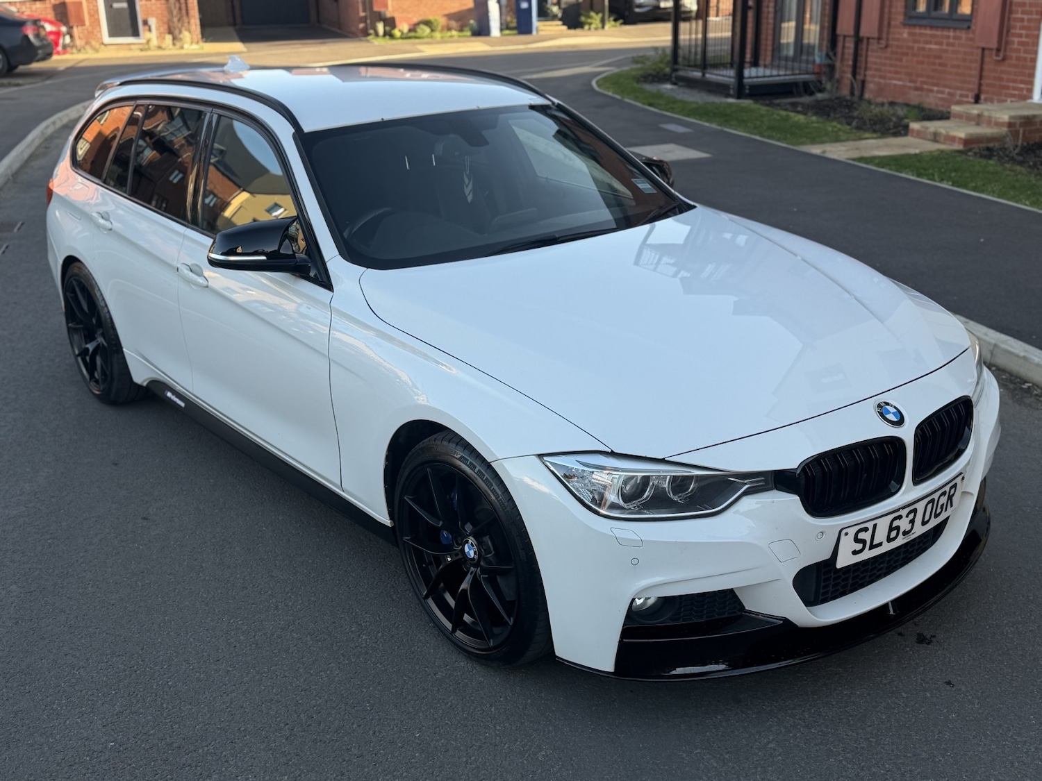 Used BMW 3 Series 2013 for sale - 78062221: Photo 2