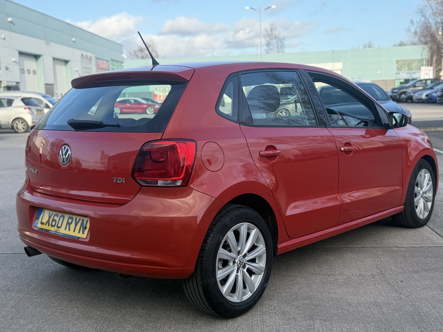 Used Volkswagen Polo 2010 for sale - 77844930: Photo 6