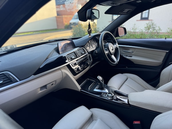 Used BMW 3 Series 2018 for sale - 76186750: Photo 16