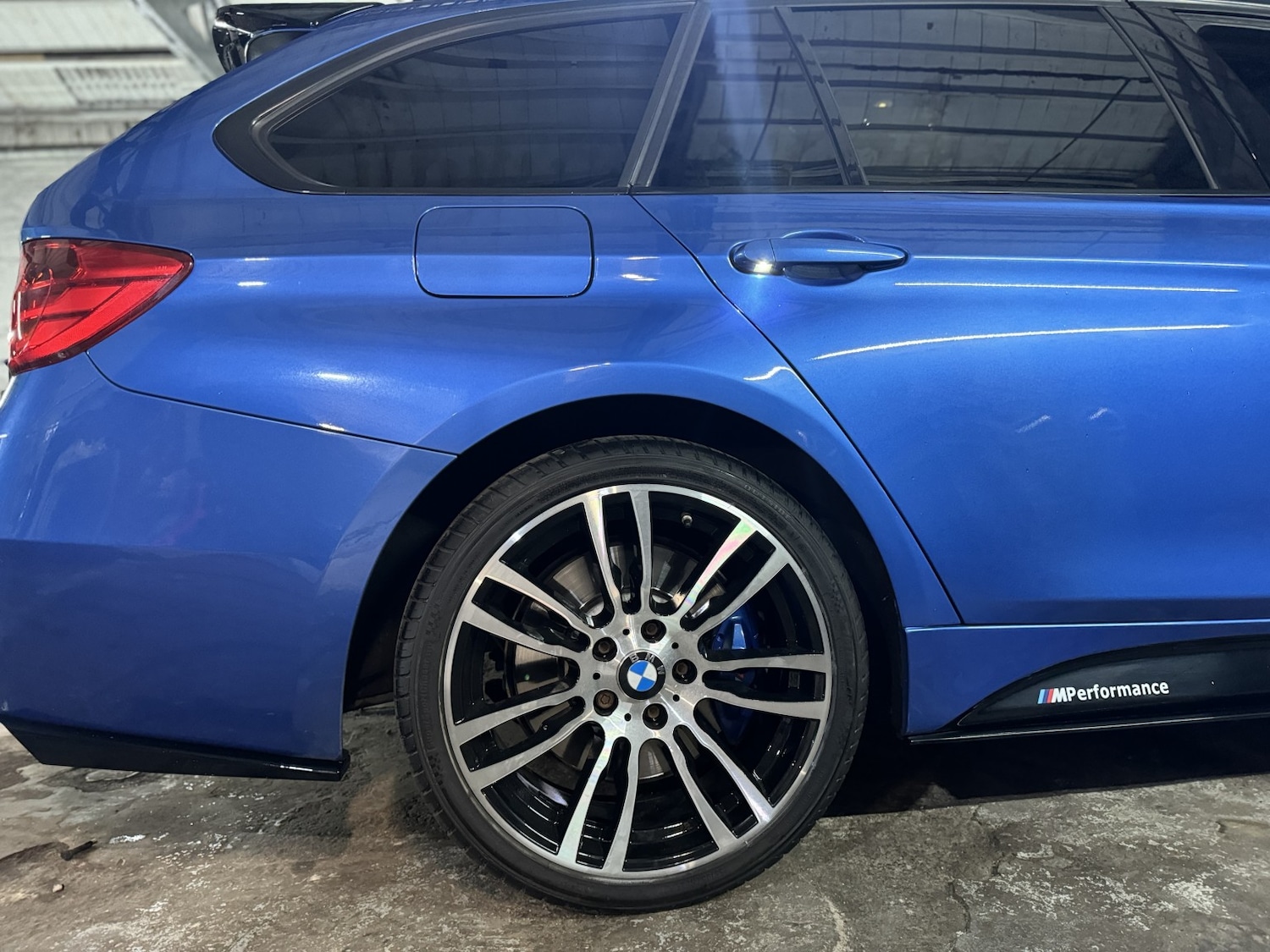 Used BMW 3 Series 2013 for sale - 76748233: Photo 2