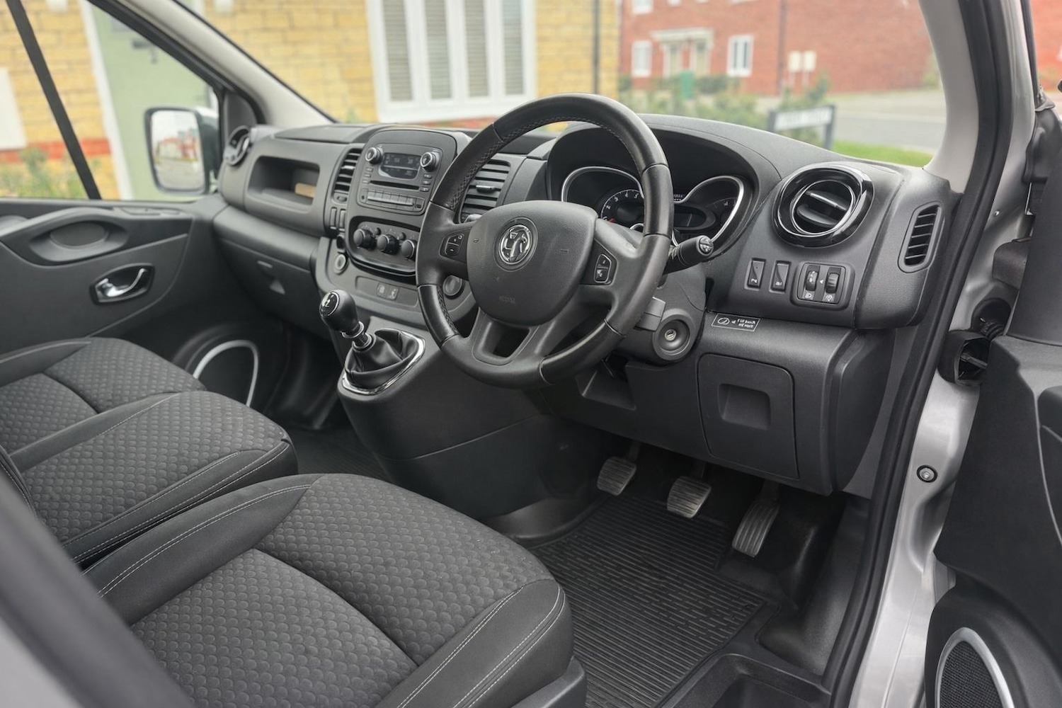 Used Vauxhall Vivaro 2017 for sale - 78004547: Photo 6
