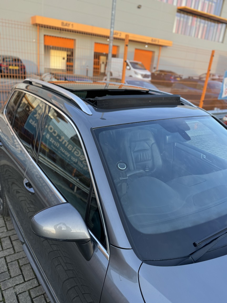 Used Volkswagen Touareg 2014 for sale - 77166136: Photo 2