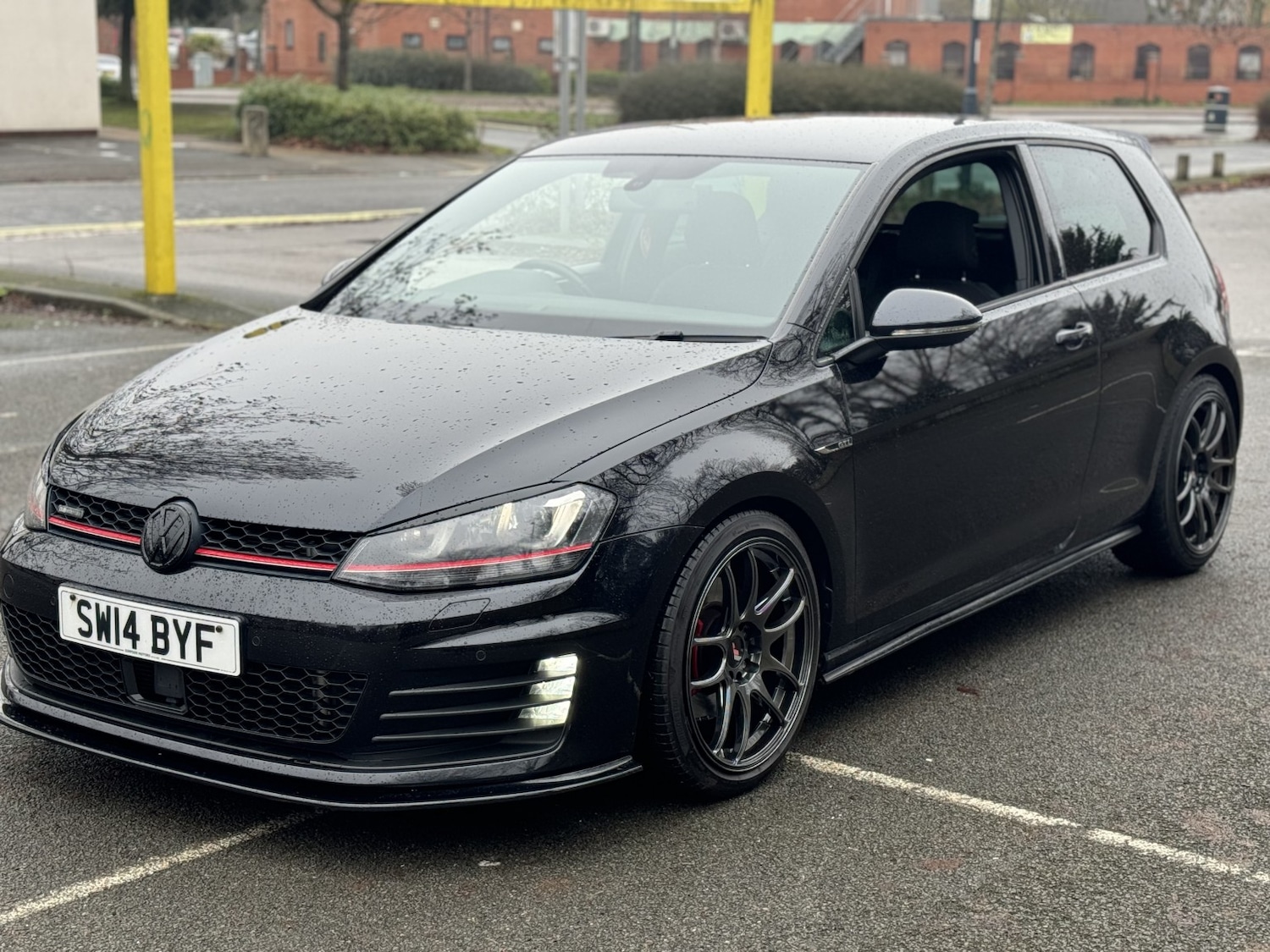 Used Volkswagen Golf 2014 for sale - 77240307: Photo 4