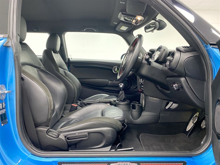 Used MINI Hatch 2019 for sale - 77210582: Photo 32