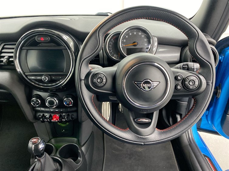 Used MINI Hatch 2019 for sale - 77210582: Photo 37