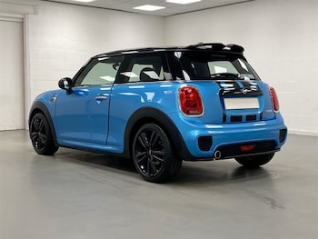 Used MINI Hatch 2019 for sale - 77210582: Photo