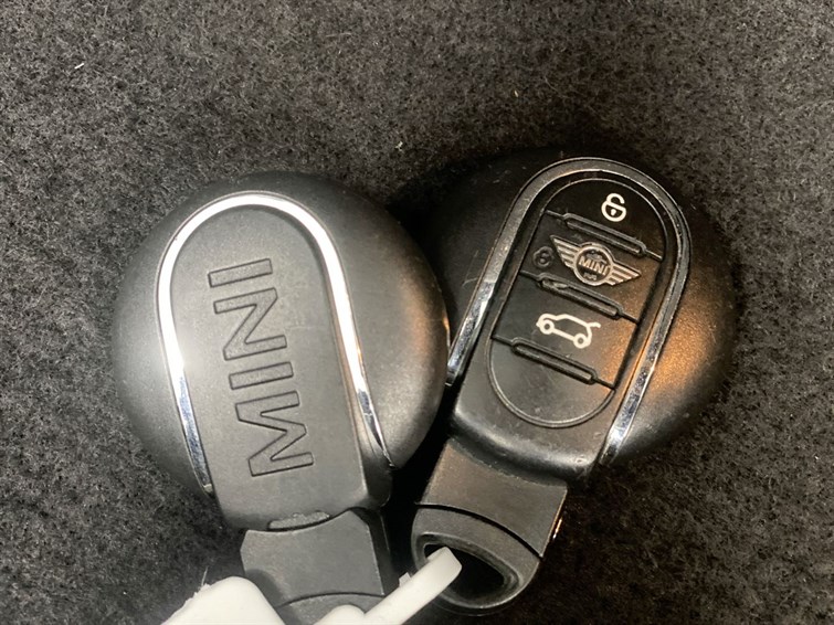 Used MINI Hatch 2019 for sale - 77210582: Photo 60