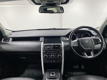 Used Land Rover Discovery Sport 2018 for sale - 78637672: Photo