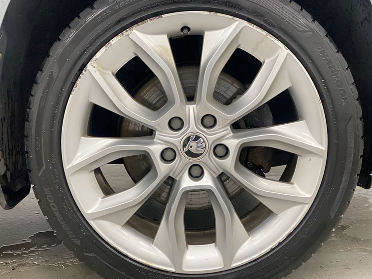 Used Skoda Karoq 2019 for sale - 77470300: Photo 15