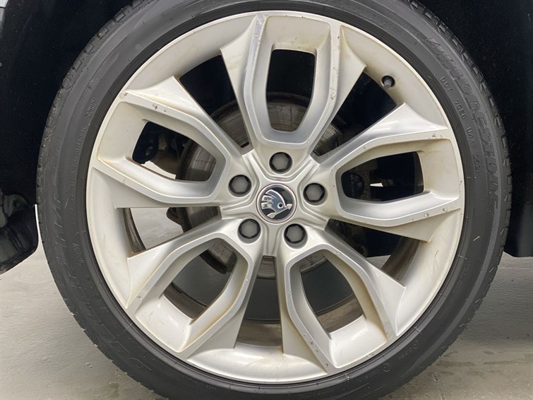 Used Skoda Karoq 2019 for sale - 77470300: Photo 17