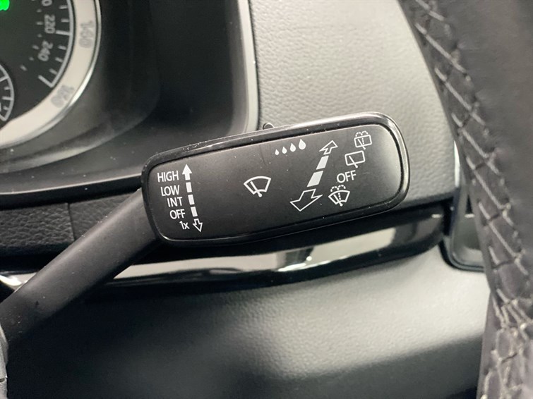 Used Skoda Karoq 2019 for sale - 77470300: Photo 42