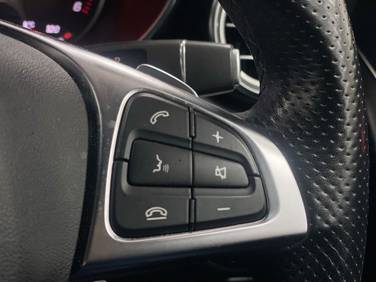 Used Mercedes-Benz GLC 2018 for sale - 77210643: Photo 40