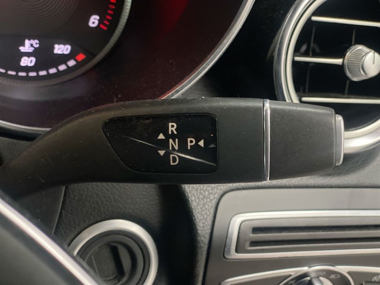 Used Mercedes-Benz GLC 2018 for sale - 77210643: Photo 49