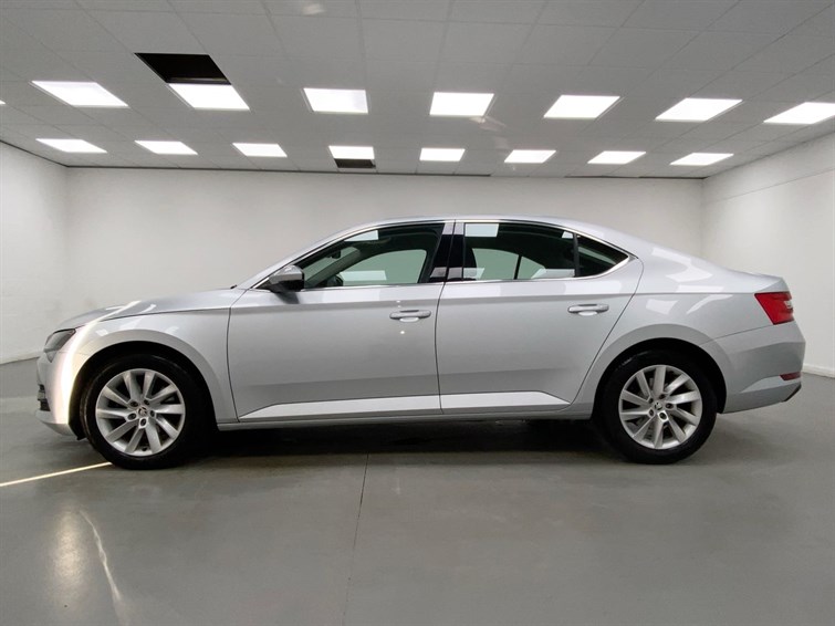 Used Skoda Superb 2022 for sale - 77959246: Photo 13