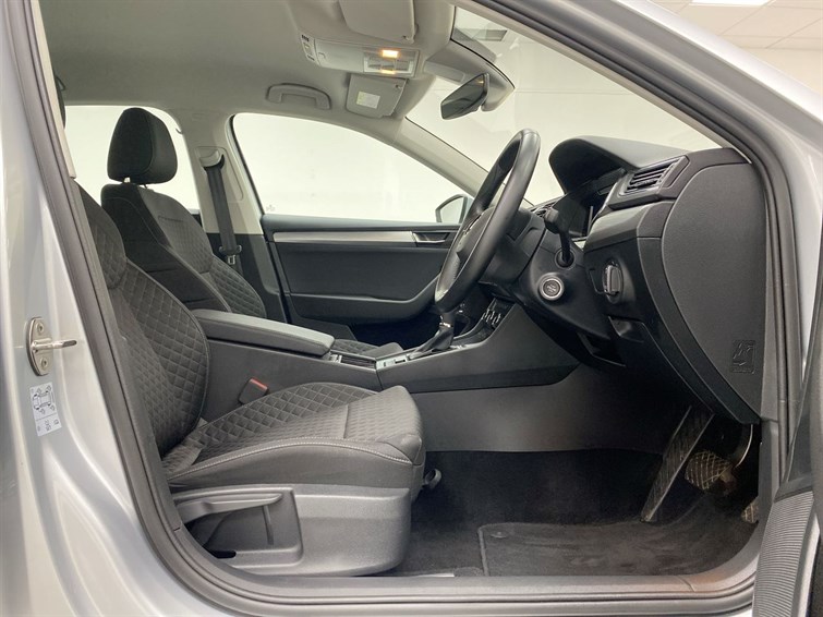 Used Skoda Superb 2022 for sale - 77959246: Photo 32