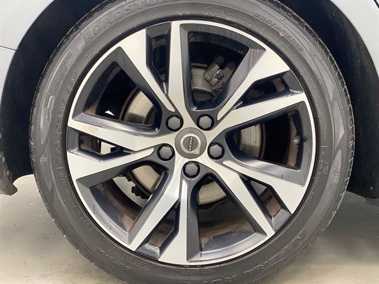 Used Volvo V60 2019 for sale - 77893570: Photo 17